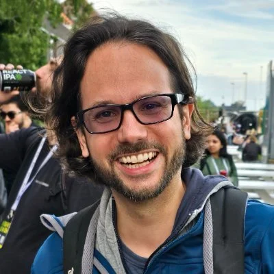 Novedades en React: Lanzamientos y Actualizaciones Clave
