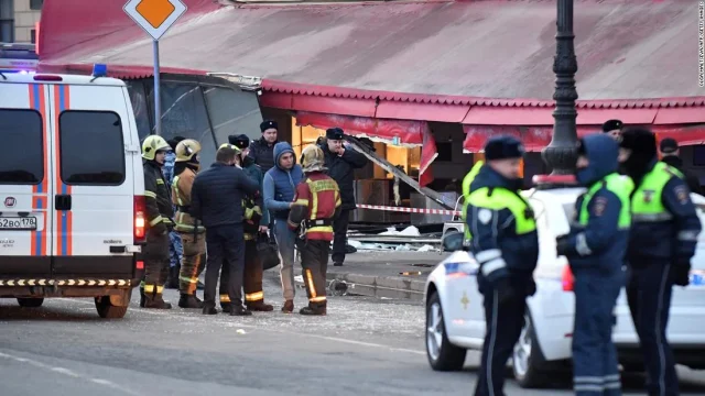 Detienen en Rusia a una sospechosa por la explosión en un café de San Petersburgo