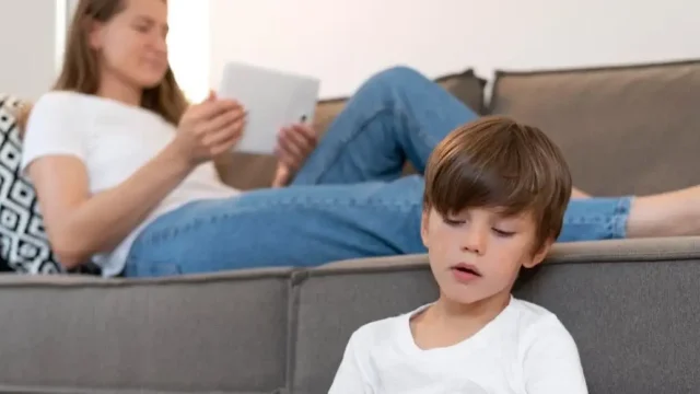 Lo que los padres realmente aceptan cuando sus hijos usan plataformas