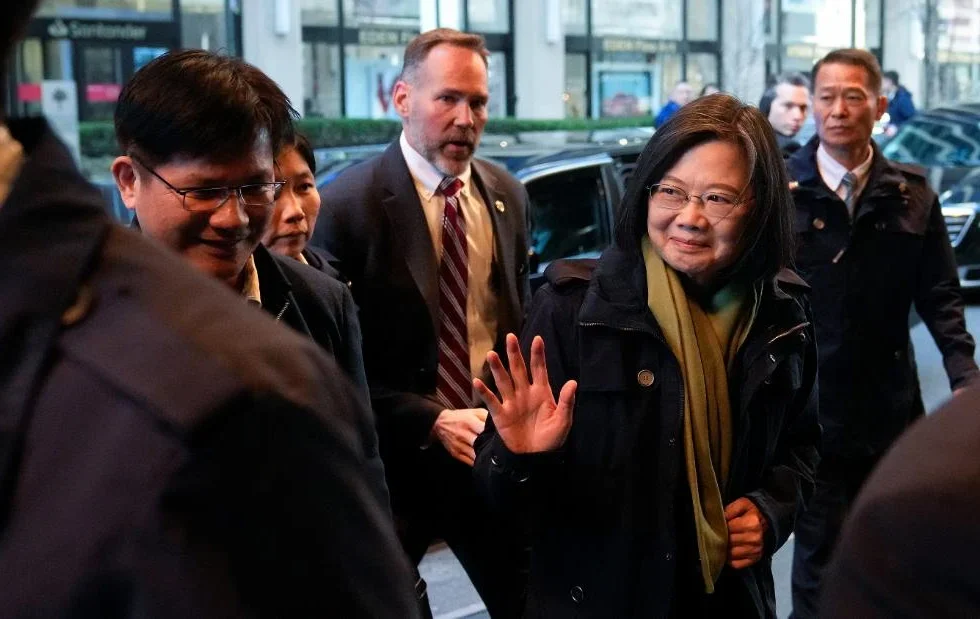 China advierte represalias por la reunión entre Tsai Ing-wen y Kevin McCarthy